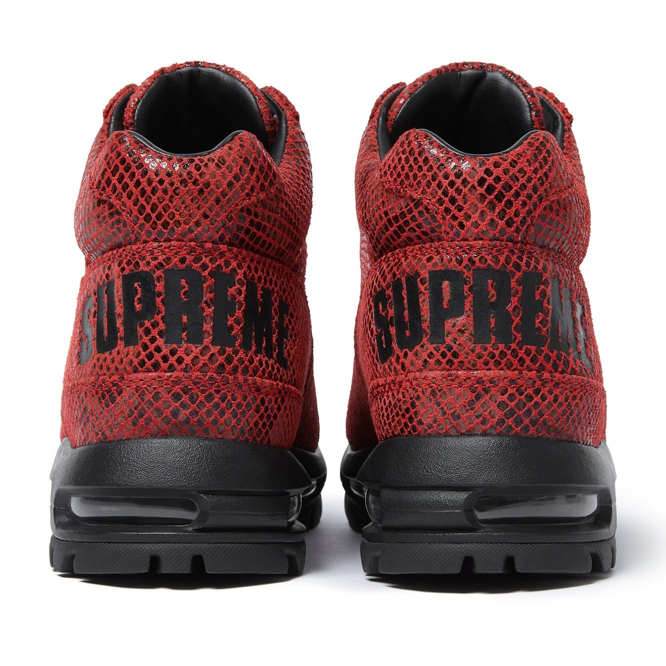 Supreme®/Nike® Air Max Goadome view 3